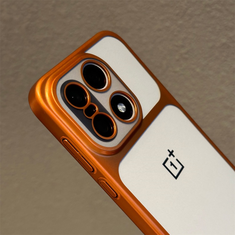Custodia di Lusso Nano Opaca T - Matte Frosted Case recensione e prezzo